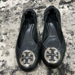 SALE🤩Like new Tory Burch Reva Flat, Size 7.5
